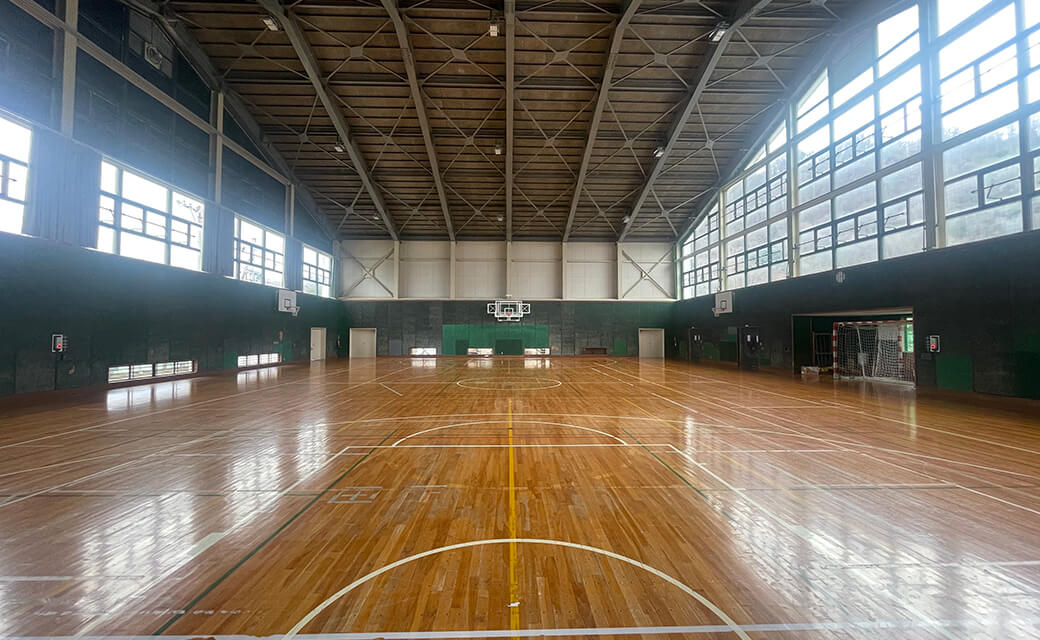 勤労者体育館アリーナ